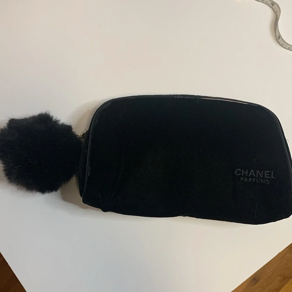 CHANEL (PARFUM) BLACK VELVET BAG…CLUTCH/MAKEUP BAG/ANYTHING BAG😊❤️😊